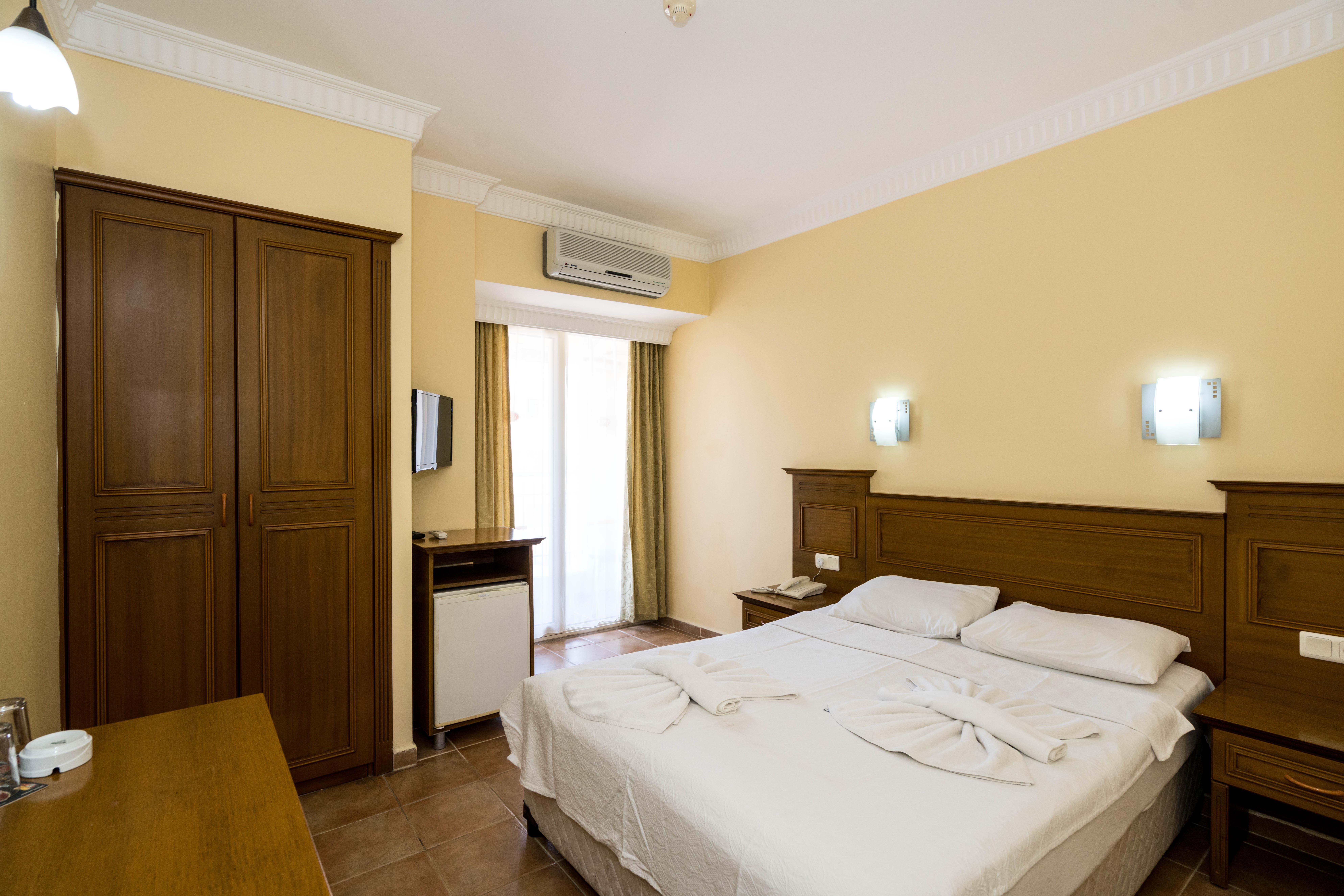 Miray Hotel İçmeler Exterior foto